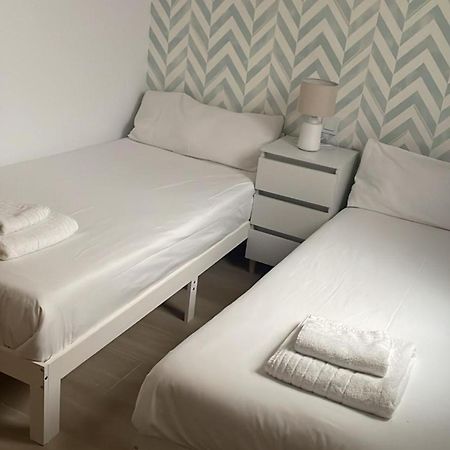 180 Home Luxury Redes Севилья Экстерьер фото